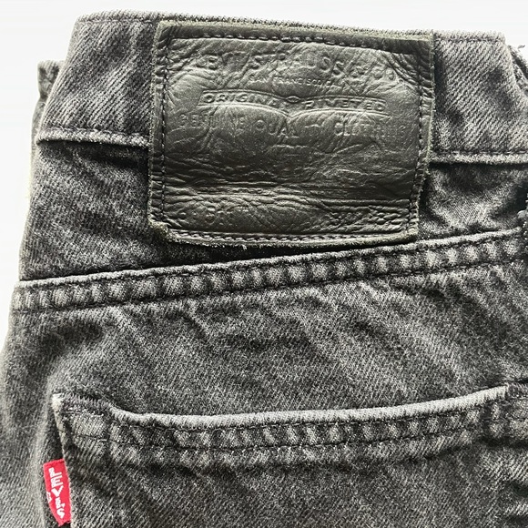 Levi’s Jeans 30/32 - Picture 2 of 2